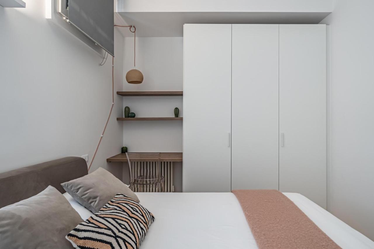 Milano Apartments S Agostino - Porta Genova ภายนอก รูปภาพ